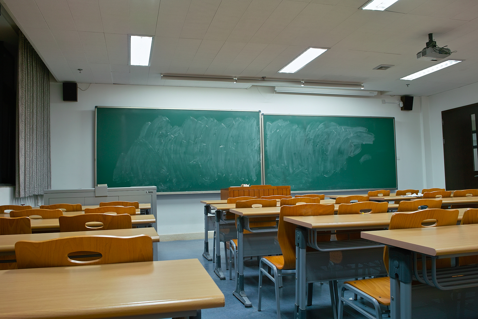 A photo of a typical classroom in Hong Kong